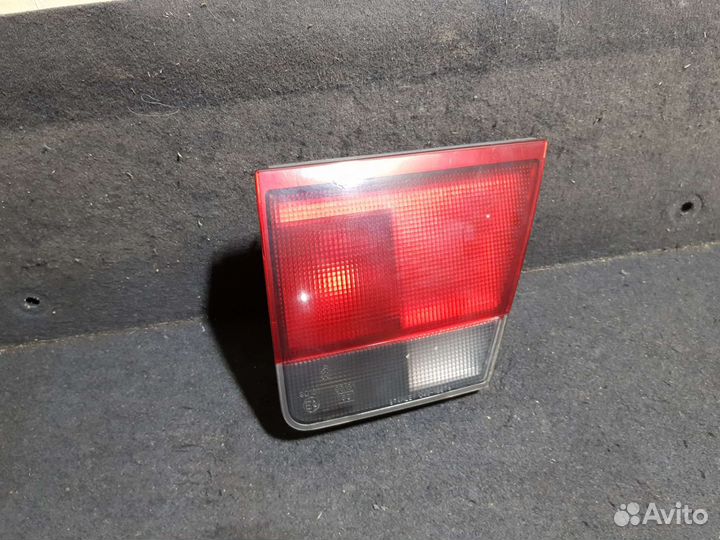 Фонарь задний mazda 626