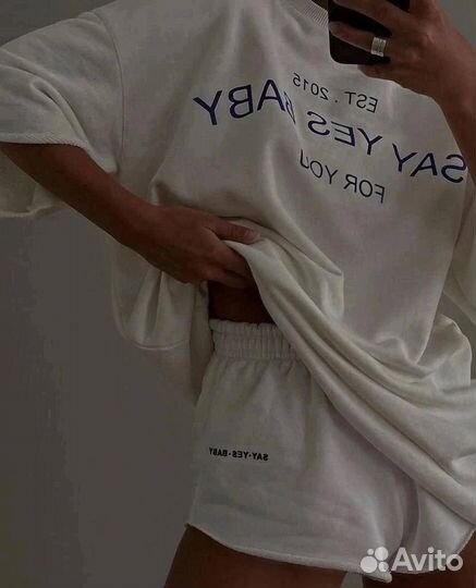 Костюм двойка женский футболка и шорты