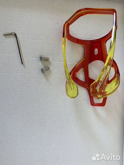 Флягодержатель под седло