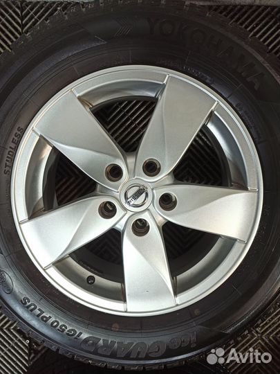 Колеса зима Nissan X-Trail 5x114.3 215/65 R16