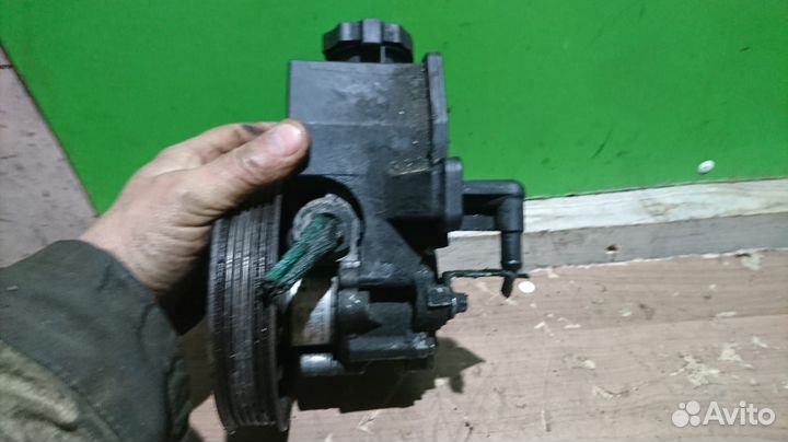 Насос гур Мерседес Е W210