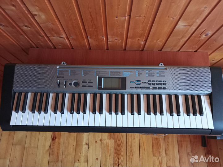 Синтезатор Casio CTK-1300