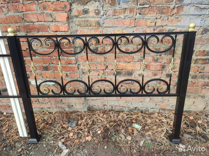 Оградка, столик, лавка