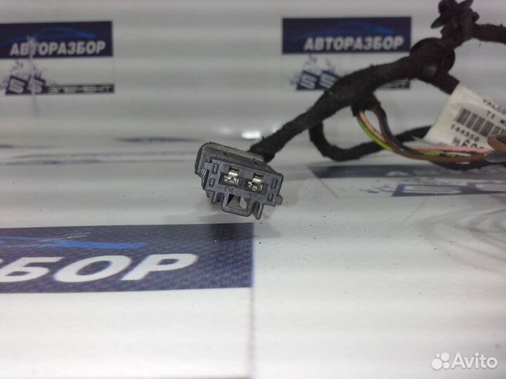 Проводка двери Peugeot 206