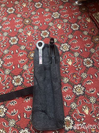 Буксировочный крюк и балонник chevrolet cruze