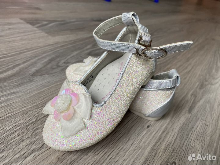 Туфли для девочки 22 размер