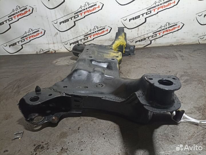 Балка Двигатель подрамник toyota caldina carina corona corona premio gaia ipsum nadia. ST190G ST191