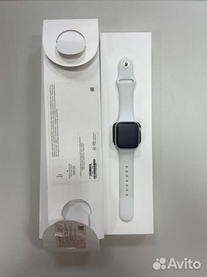 Apple watch se 40mm 2nd Gen