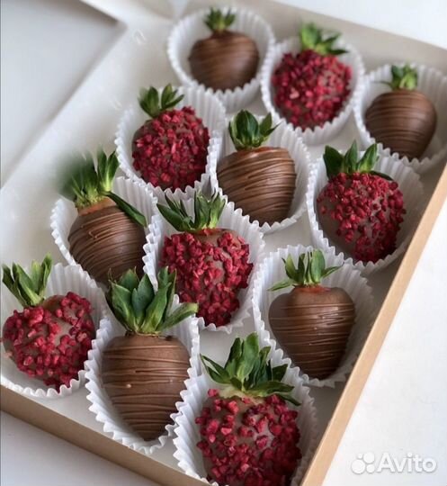 Клубника в шоколаде 12 штук