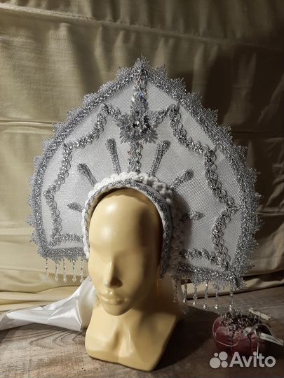 Новогодняя корона