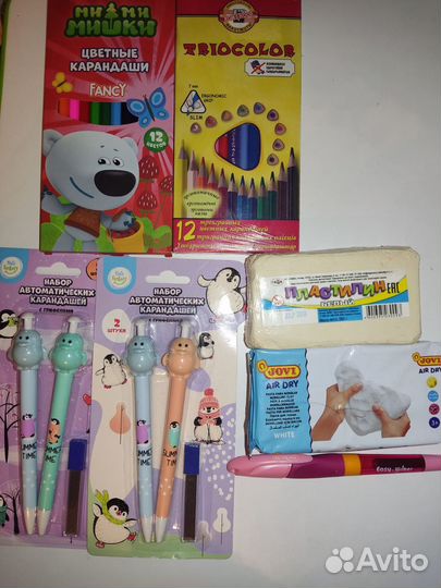 Карандаши, пластилин, ручка перьевая