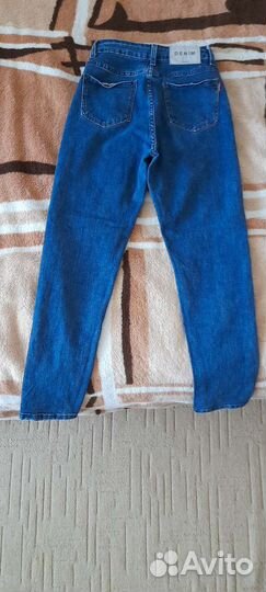 Джинсы