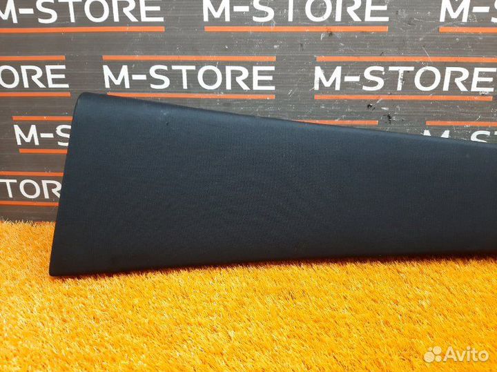 Обшивка стойки левая Mercedes-Benz M-Class W164