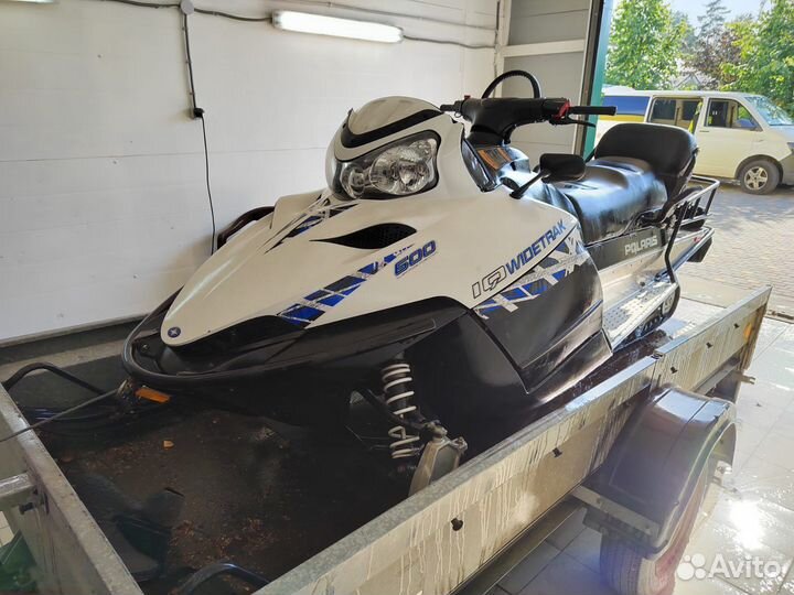Снегоход Polaris 600 IQ widetrak CFI