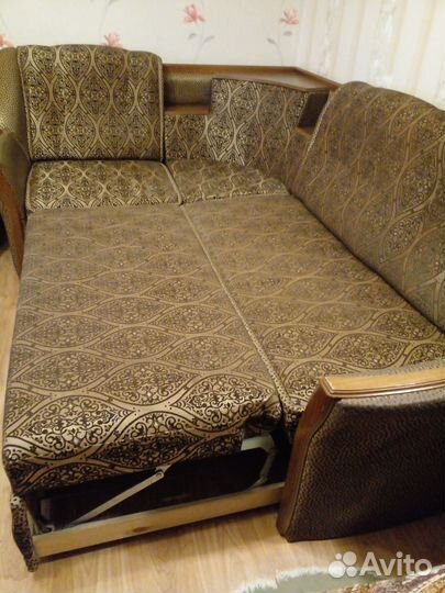 Угловой диван