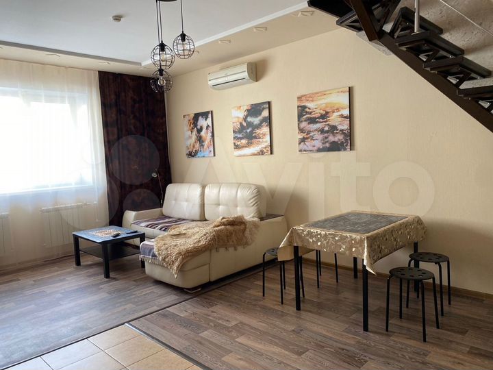 3-к. квартира, 100 м², 3/4 эт.