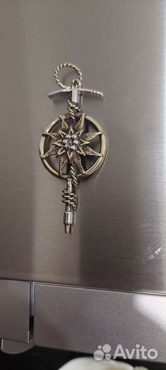 Подвеска - оберег альпиниста