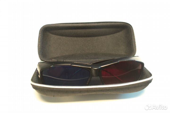 Анаглиф очки / чехол