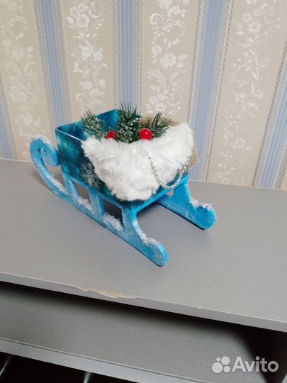 Сани новогодние