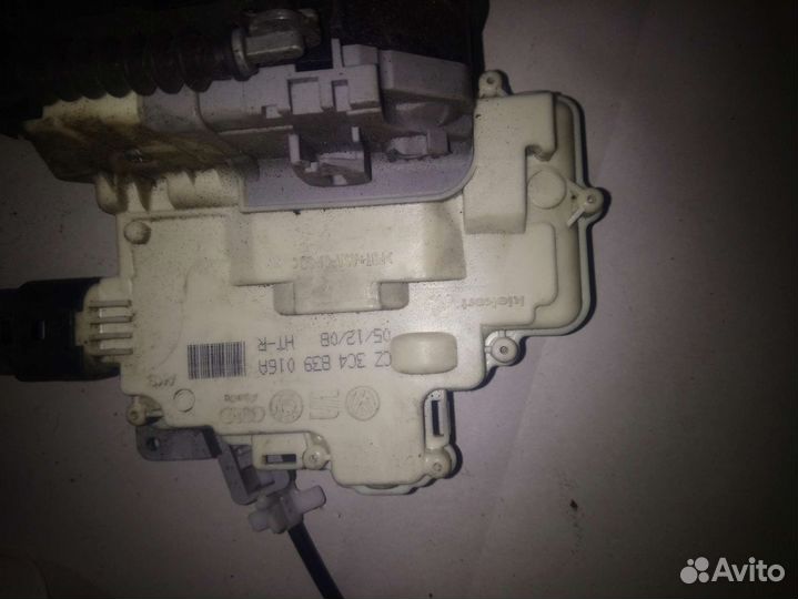 Замок двери volkswagen tiguan 1