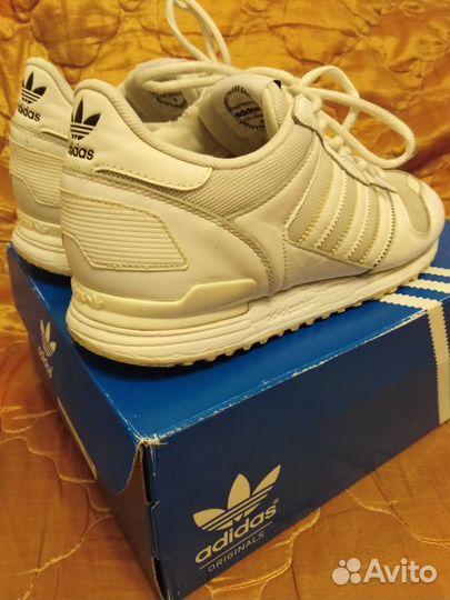 Кроссовки Adidas ZX 700