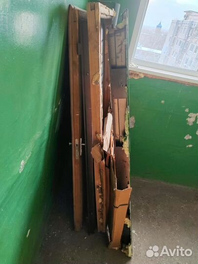 Входная дверь