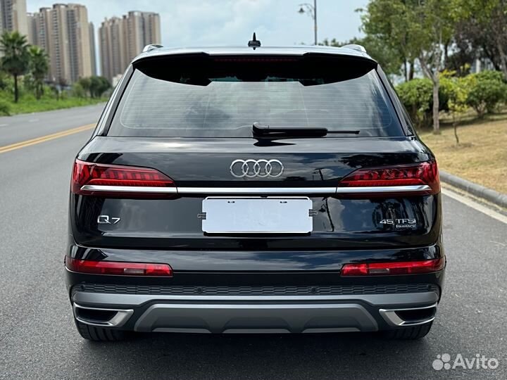 Audi Q7 2.0 AT, 2023, 22 000 км