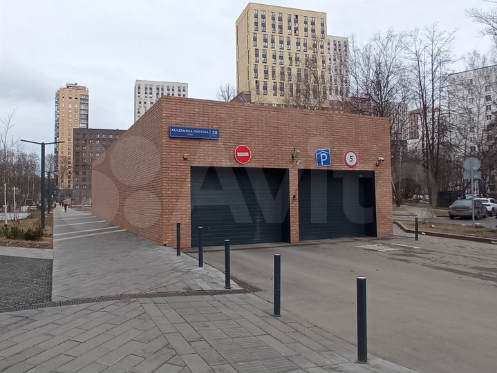 Машиноместо
