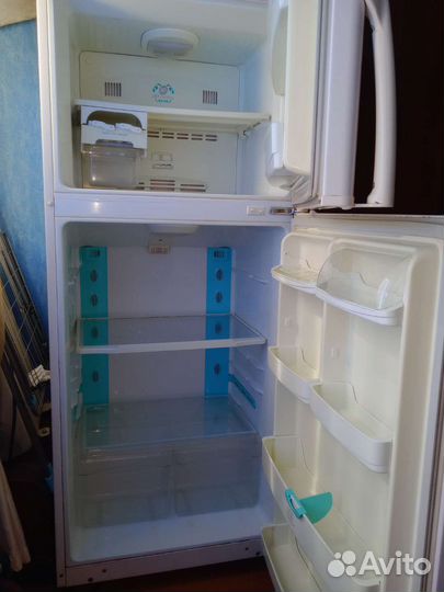 Холодильник б/у Daewoo