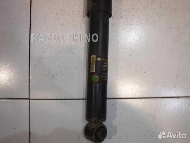 Амортизатор задний Ниссан