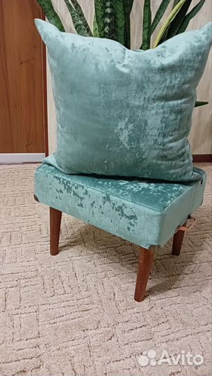 Банкетка в гостиную