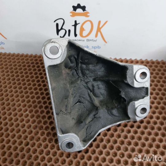 Кронштейн двигателя BMW f10 f07 n47 n47d20