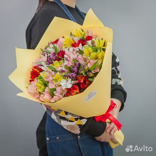 Цветы Альстромерии букет