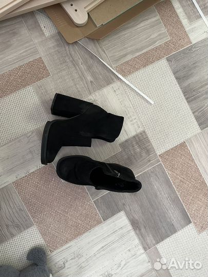 Ботинки женские