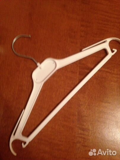 Вешалки для детской одежды