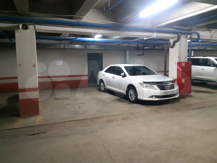 Машиноместо, 16 м²