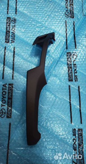 Накладка приборной панели Ярис правая 05-11