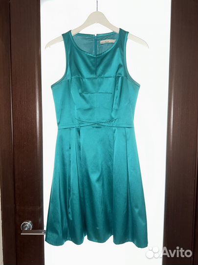 Нарядное платье