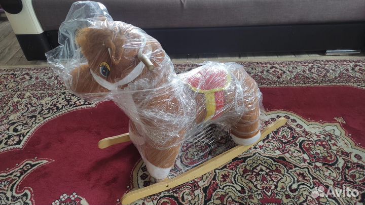 Качалка лошадь