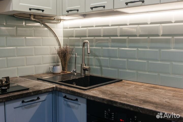 Угловая кухня «Эмма» + духовка в подарок