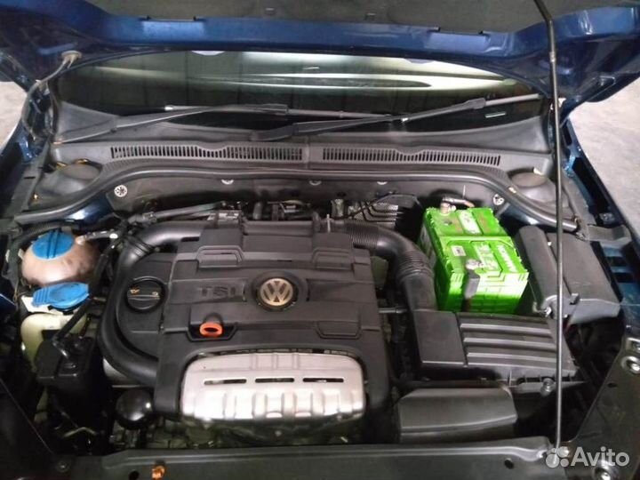 В разборе Volkswagen Jetta 2012г. 1,4л. 160 л/с