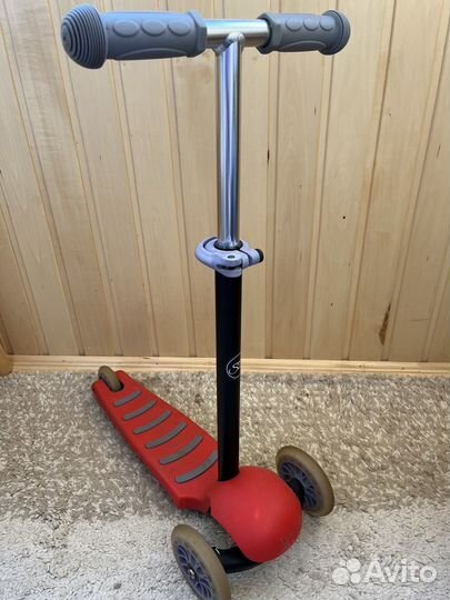 Самокат детский трехколесный