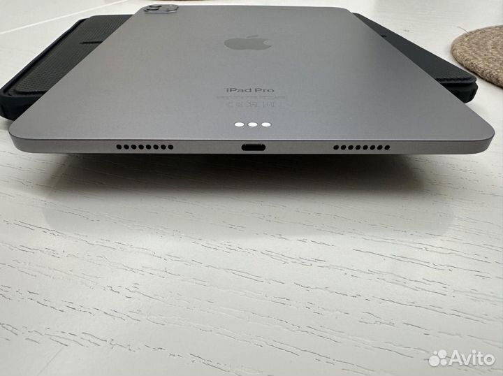 iPad pro 11 2022 m2 256gb