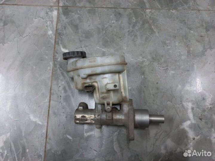 Главный тормозной цилиндр Ford Explorer 3