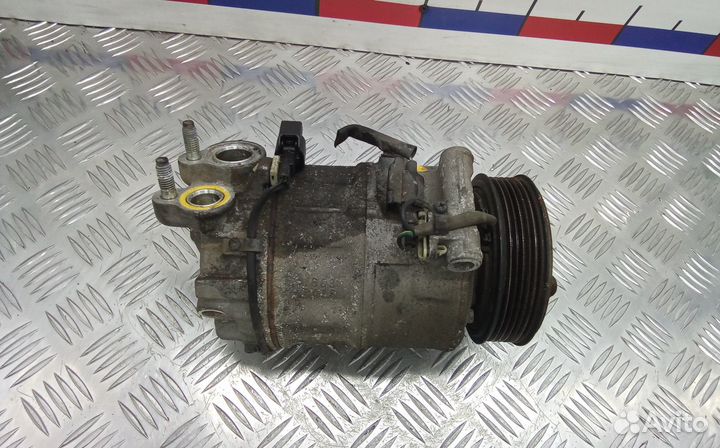 Компрессор кондиционера Land Rover Discovery 4