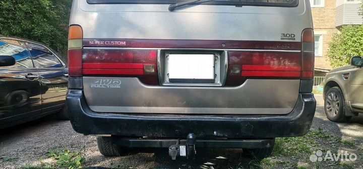 Фаркоп на Toyota Hiace прав. руль H100 95-04