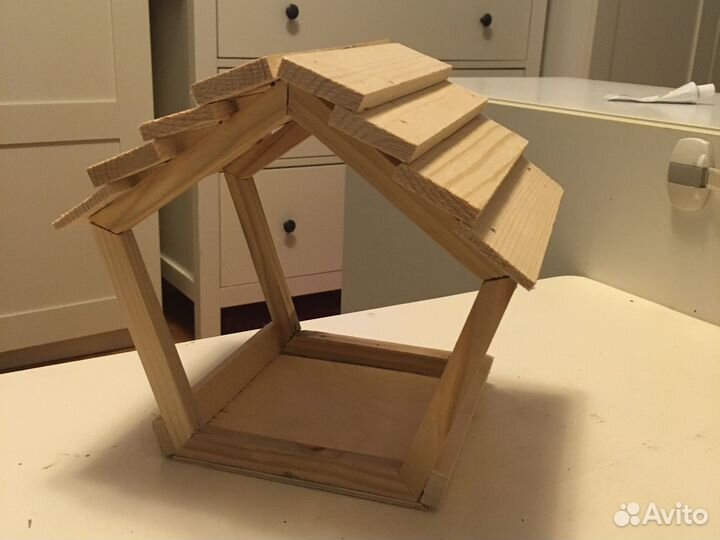 Кормушка для птиц