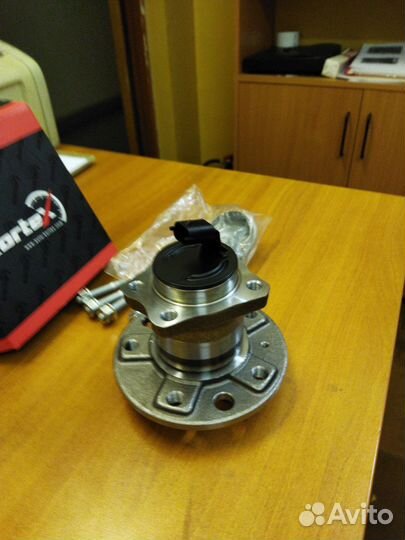 Ступица в сборе opel astra H (задняя)