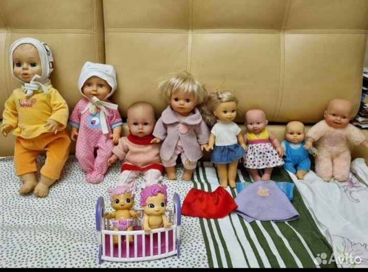 Куклы и другие игрушки пакетом
