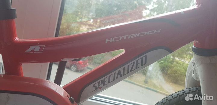 Велосипед specialized hotrock 12